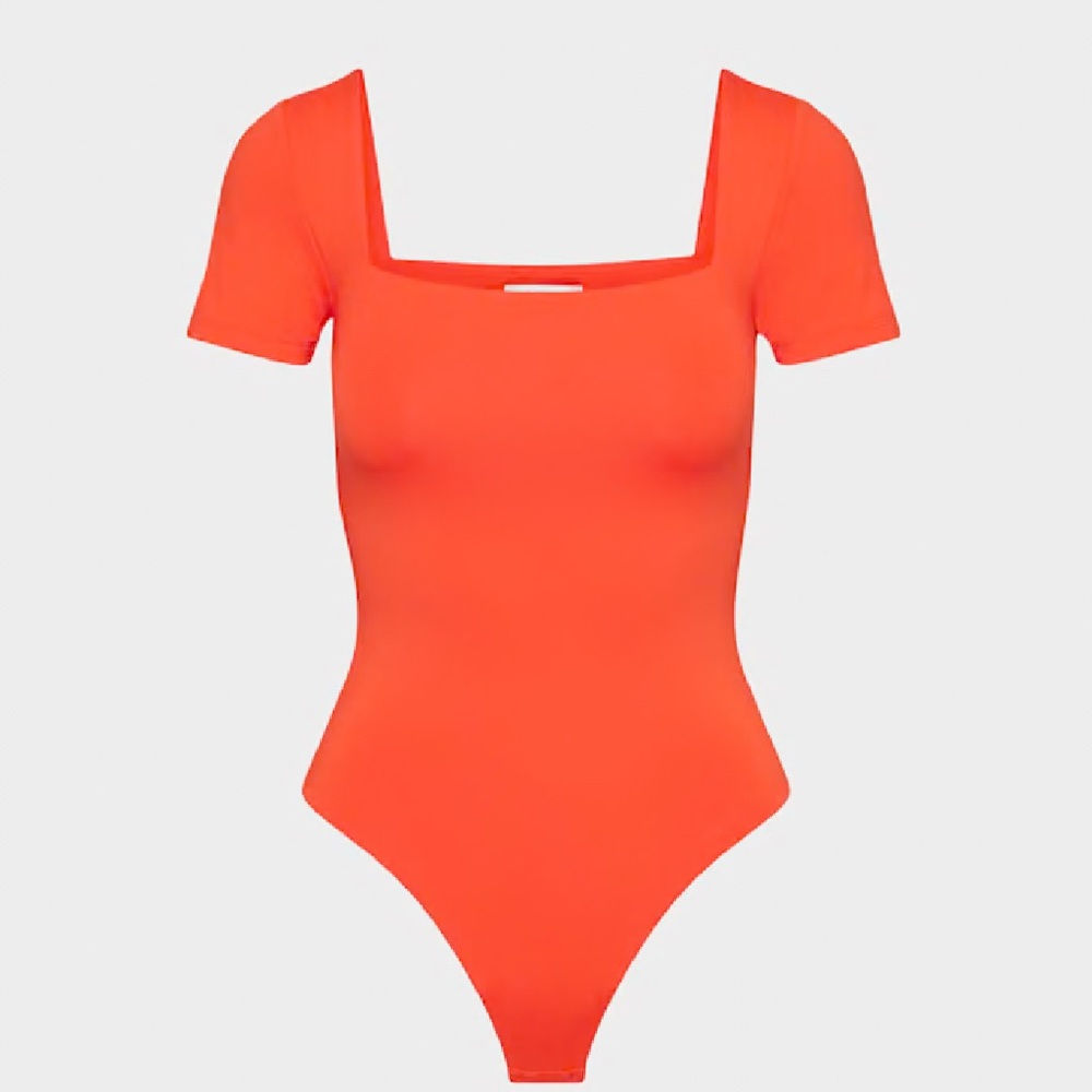 Aritzia Original Contour Squareneck Bodysuit